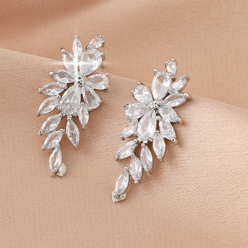 LXOEN Luxury Gorgeous Marquise Cluster Flower Shape Cubic Zirconia Long Dangle Drop Earrings for Brides Wedding Jewelry